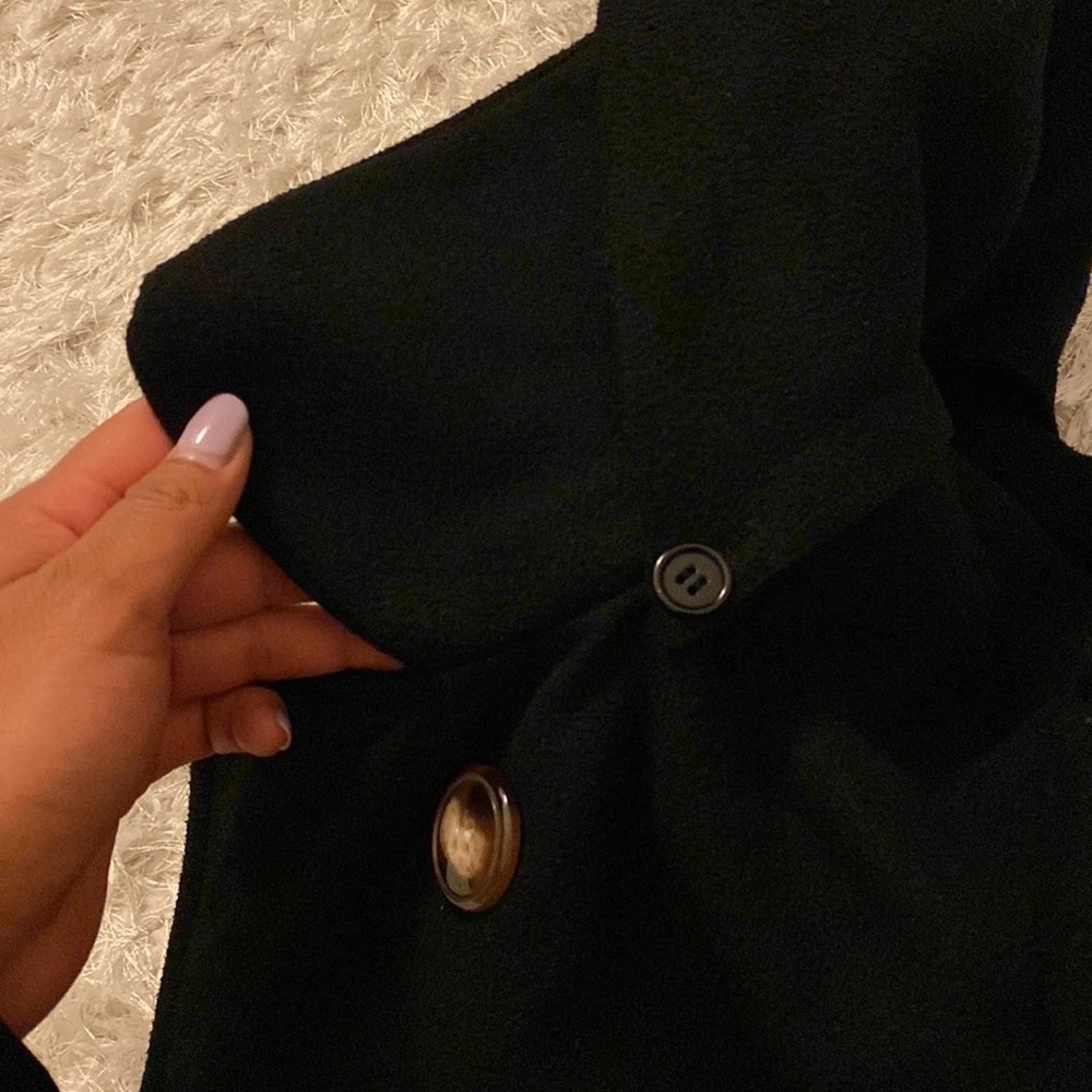 Black Coat - Picture 9 of 11
